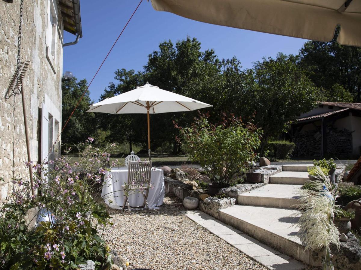 Le Boisdalon Bed & Breakfast Yviers ภายนอก รูปภาพ